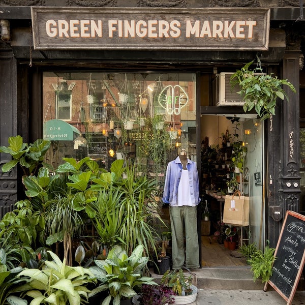 Green Fingers Market (Now Closed) Flower Store in New York