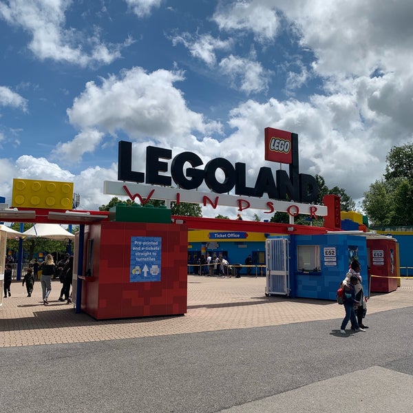 Photo taken at LEGOLAND Windsor Resort by Pawel on 6/16/2019