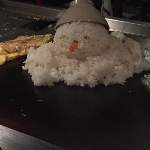 Снимок сделан в Arirang Hibachi Steakhouse &amp; Sushi Bar пользователем Daniela C. 11/29/2015