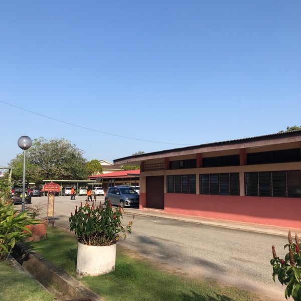 Sekolah Teknik Alor Setar  Mahathir bin mohamad'in keat hwa ortaokulu