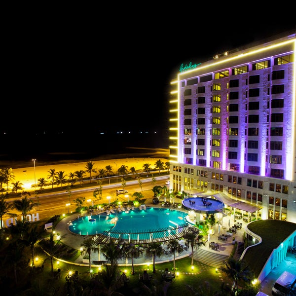 Foto scattata a Holiday Beach Hotel Danang Hotel &amp; Resort da Holiday Beach Hotel Danang Hotel &amp; Resort il 3/18/2015