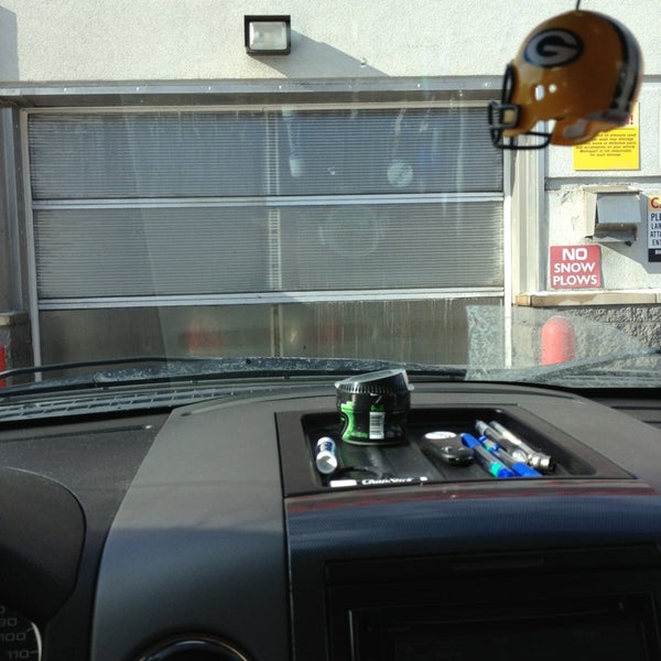 Markquart LubeNWash Automotive Repair Shop in Eau Claire