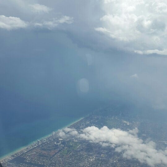 4/20/2015 tarihinde Oksana O.ziyaretçi tarafından La Quinta Inn Miami Airport North'de çekilen fotoğraf