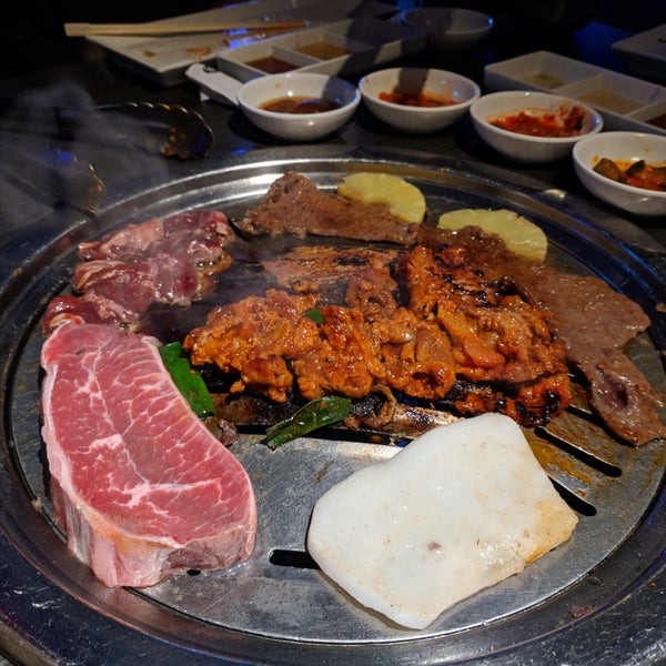 Photo taken at Gen Korean BBQ House by Tom L. on 10/26/2017