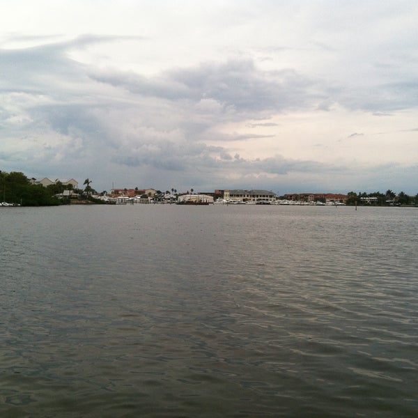 4/21/2013にJeremy W.がThe Boathouse on Naples Bayで撮った写真