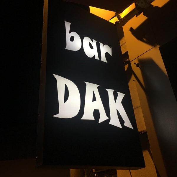 รูปภาพถ่ายที่ Bar Dak โดย Miroslav V. เมื่อ 3/21/2017