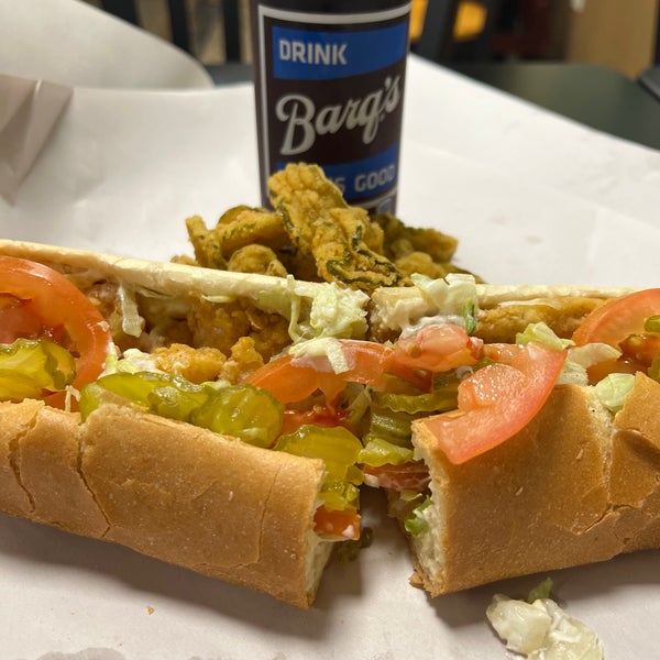 Bear's Po-Boys at Gennaro's - 21 tips