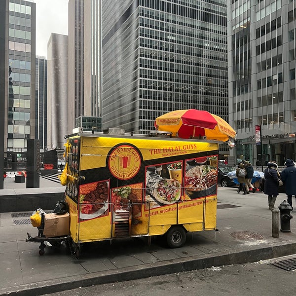 Photo taken at The Halal Guys by Sugar on 2/25/2023