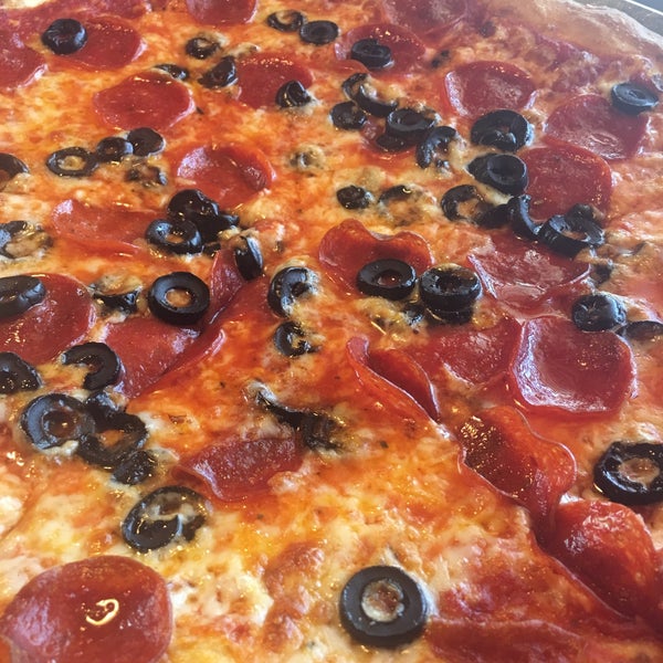 Oma's Pizza and Italian Restaurant Bradenton Beach, FL