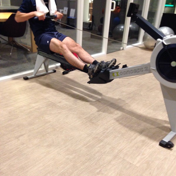 Fit lounge. Fit lounge