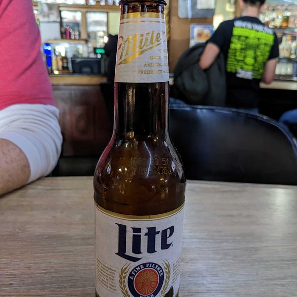 Full House Bar Maple Street Corridor Omaha, NE