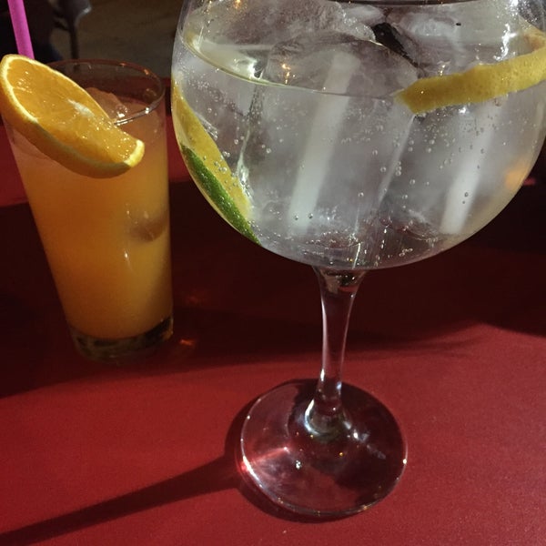 Photo taken at El Encanto Cocktail Bar by Agustín M. on 8/6/2016