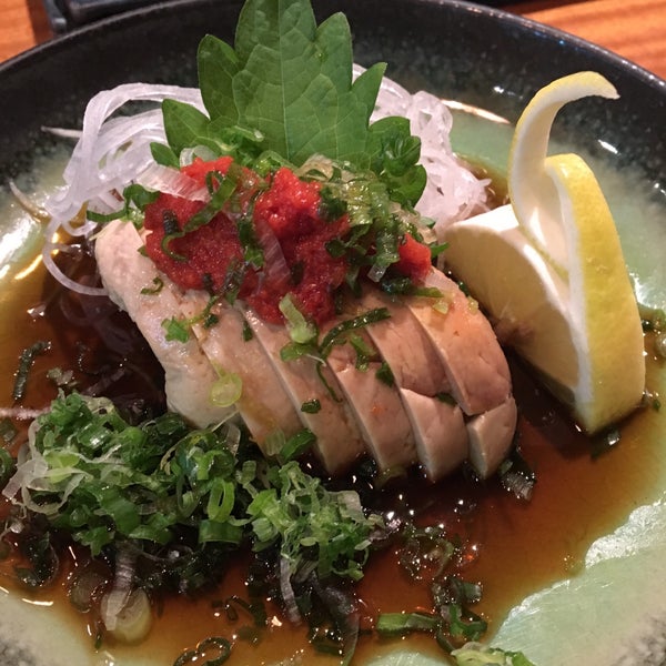 Das Foto wurde bei Toni&#39;s Sushi Bar von Tomoaki M. am 12/31/2016 aufgenommen