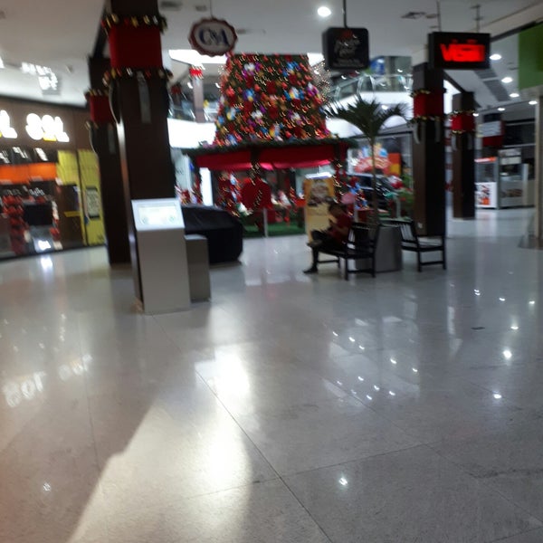 Photo taken at Shopping Pátio Belém by R. P. on 11/24/2017