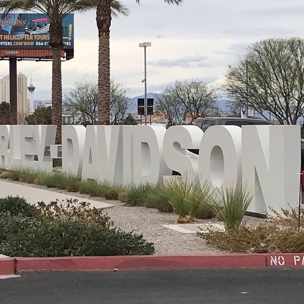Das Foto wurde bei Las Vegas Harley-Davidson von Jennifer B. am 3/17/2018 aufgenommen