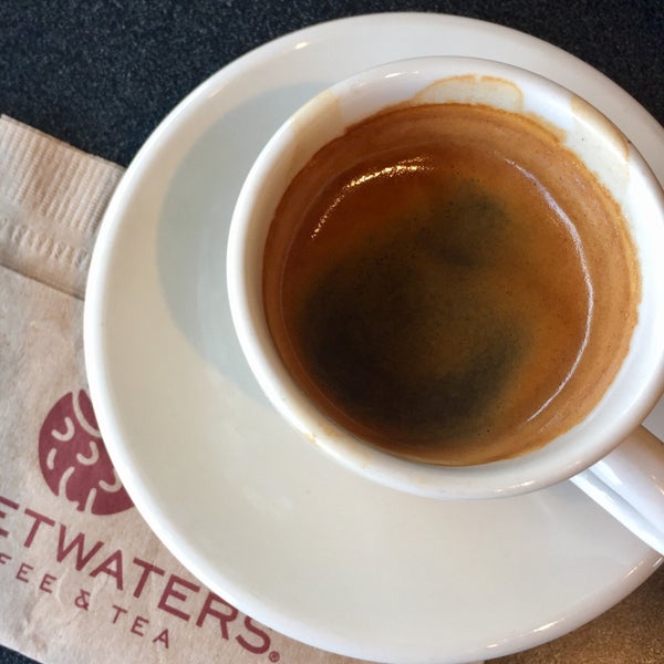 8/12/2017にJennifer B.がSweetwaters Coffee &amp; Tea Washington St.で撮った写真