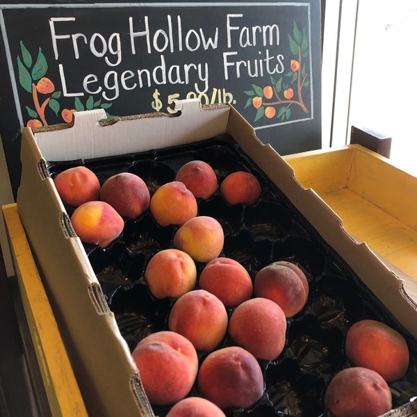 รูปภาพถ่ายที่ Frog Hollow Farm โดย Roger E. เมื่อ 6/19/2019