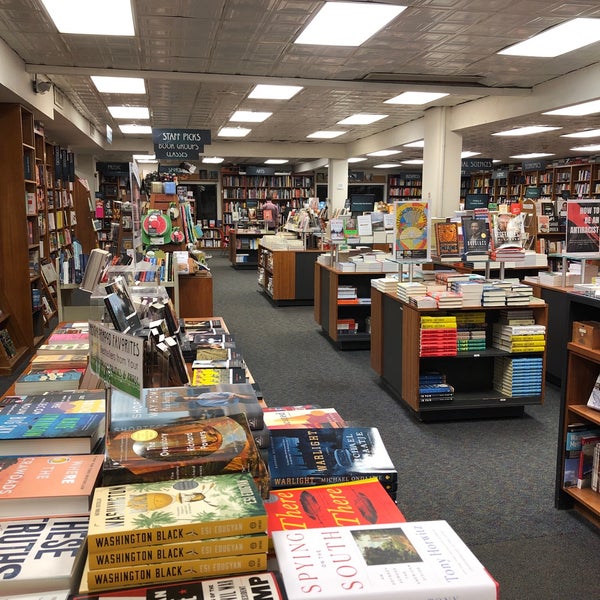 Photo taken at Politics &amp; Prose Bookstore by Roger E. on 8/13/2019