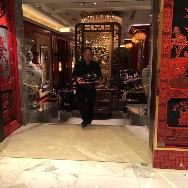 Photo taken at Shang Palace by Roger E. on 12/27/2018