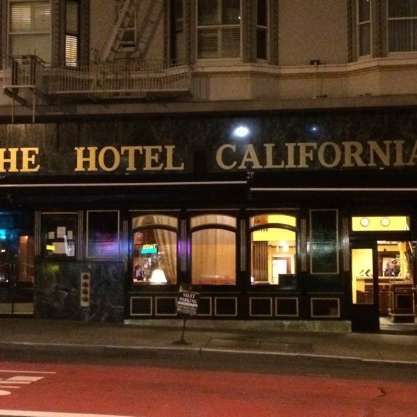 Foto tirada no(a) The Hotel California por Stacey W. em 12/9/2014
