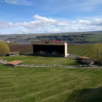 Photo taken at Maryhill Winery &amp; Amphitheater by Nick S. on 3/25/2017