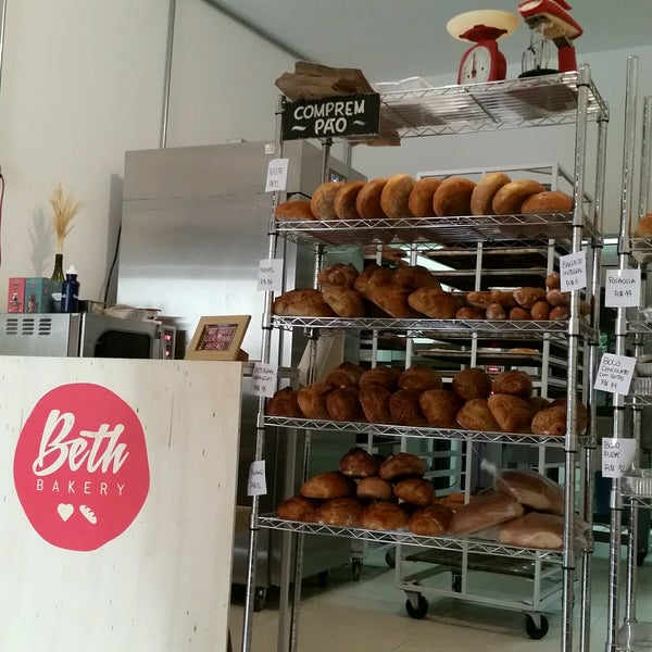 Photo prise au Beth Bakery par Edson K. le8/5/2016