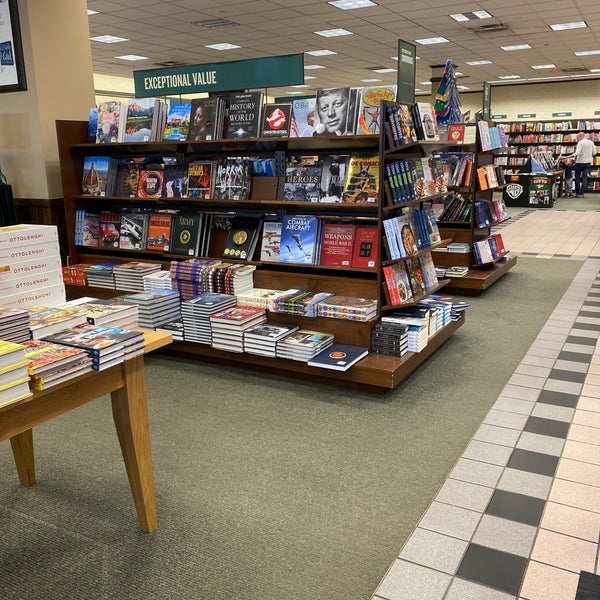 Barnes Noble 926 Freeport Rd
