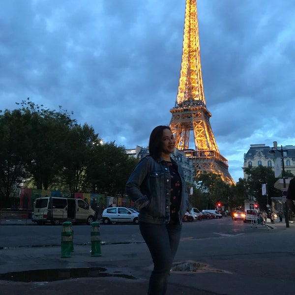 Photo taken at Hôtel Mercure Paris Centre Tour Eiffel by Indriasari B. on 9/16/2017