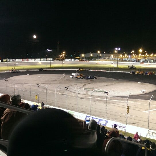 Снимок сделан в Toledo Speedway пользователем Peter M. 6/14/2014