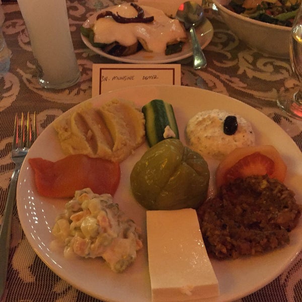 Foto diambil di Altınkalp Restaurant Düğün Salonu oleh Muhsine D. pada 1/13/2018