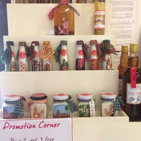 They also have a promotion corner: buy one, get one free :-)