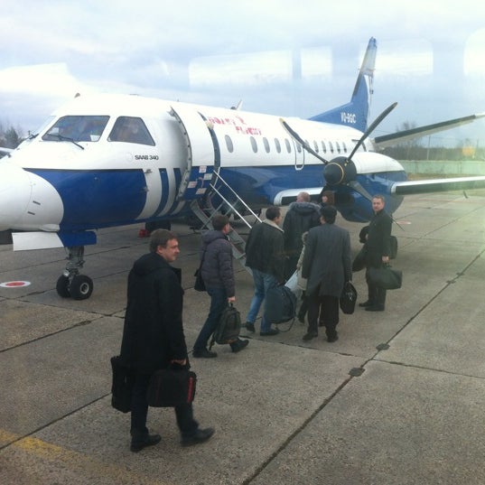 Туношна ярославль самолеты. Аэропорт туношна ярославль. Аэропорт туношна ярославль. Аэропорт туношна ярославль 2011. Iar аэропорт.