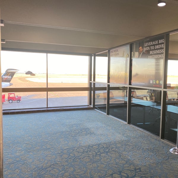 List 101+ Wallpaper Lubbock Preston Smith International Airport Photos