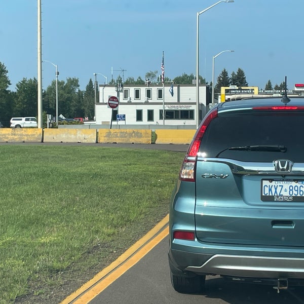 Pigeon River Border Crossing Border Crossing in Grand Portage