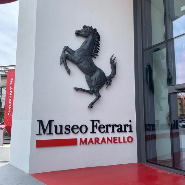 รูปภาพถ่ายที่ Museo Ferrari โดย Barbro K. เมื่อ 8/1/2023