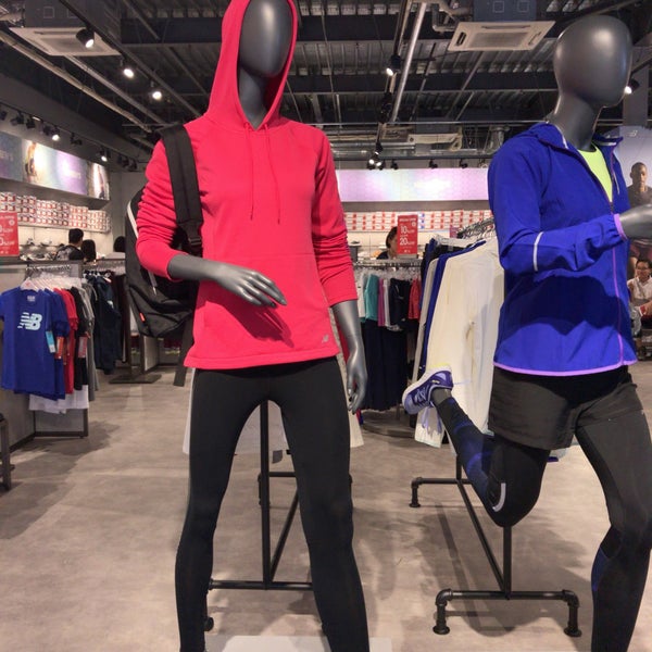 Photos At New Balance Factory Store 北区 北区上津台7 3
