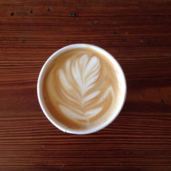 Photo taken at Ninth Street Espresso by Claudia I. on 3/13/2015
