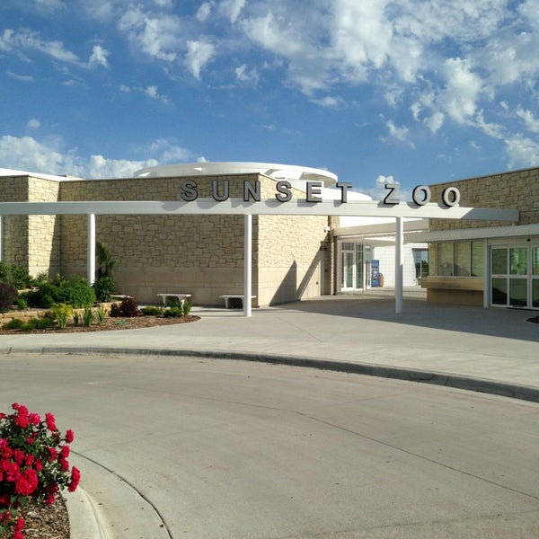 Sunset Zoo 2333 Oak St