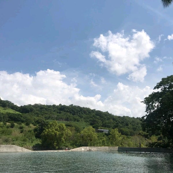 Photo taken at Aguas Termales El Carrizal by Sinuhé M. on 8/14/2018