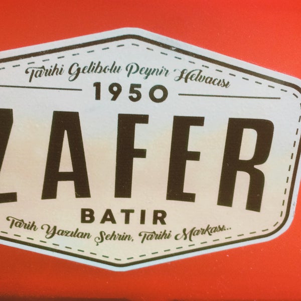 Photo taken at Zafer Tarihi Peynir Helvacısı by Buse D. on 10/13/2019