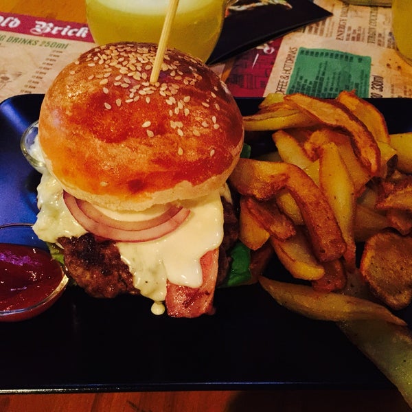Magic Blue burger - awsome !!