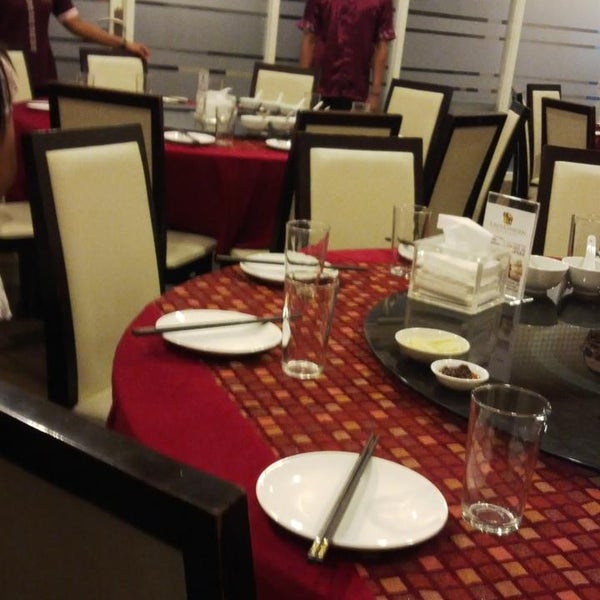 10/19/2013에 Veky V.님이 Lin&#39;s Garden Restaurant에서 찍은 사진