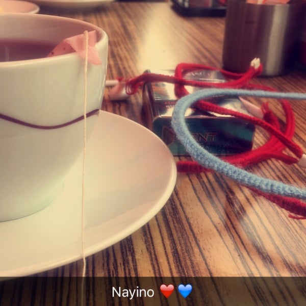 Foto diambil di Cafe Nayino oleh Merve A. pada 12/1/2016