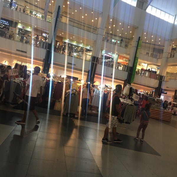 Marquee mall h&m online