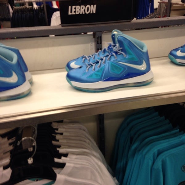 nike factory store 87th cottage grove