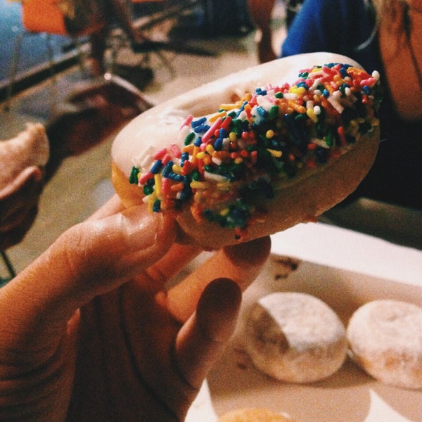 5/13/2015에 Tony H.님이 Dunkin&#39; Donuts에서 찍은 사진