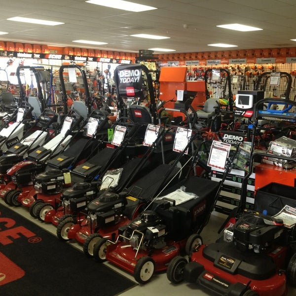 Photos At Nord Outdoor Bloomington Il Photo Taken At Nord Outdoor By Douglas N On 3 30 2017