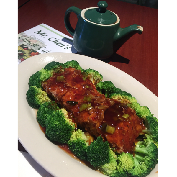 Photo taken at Mr. Chen&#39;s Organic Chinese Cuisine by Mr. Chen&#39;s Organic Chinese Cuisine on 3/23/2015