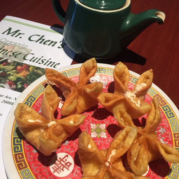 Das Foto wurde bei Mr. Chen&#39;s Organic Chinese Cuisine von Mr. Chen&#39;s Organic Chinese Cuisine am 3/23/2015 aufgenommen