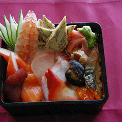 Das Foto wurde bei Kobe Japanese Grill and Sushi von Kobe Japanese Grill and Sushi am 3/23/2015 aufgenommen
